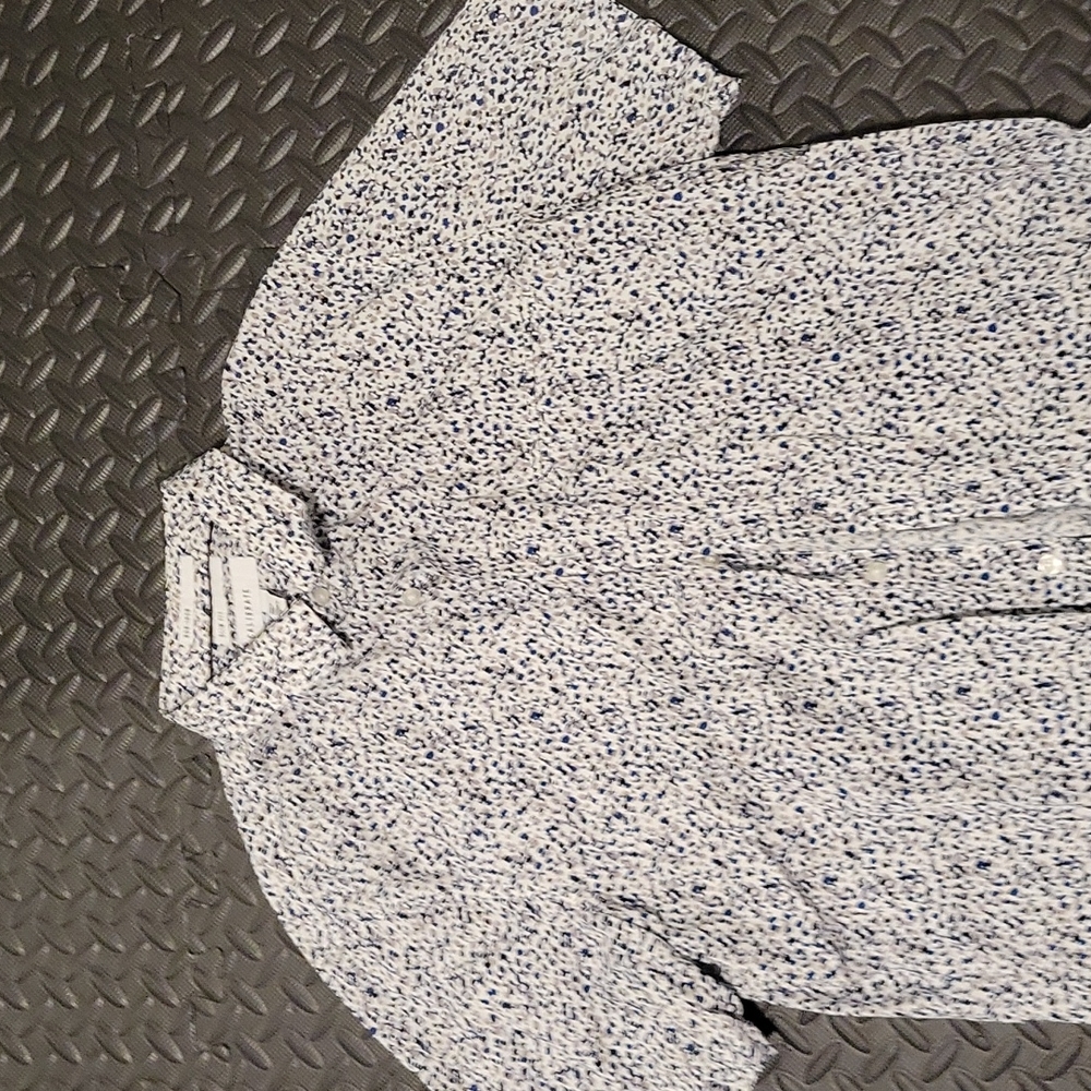 Mens Large short sleeve slim fit Calibrate shirt
